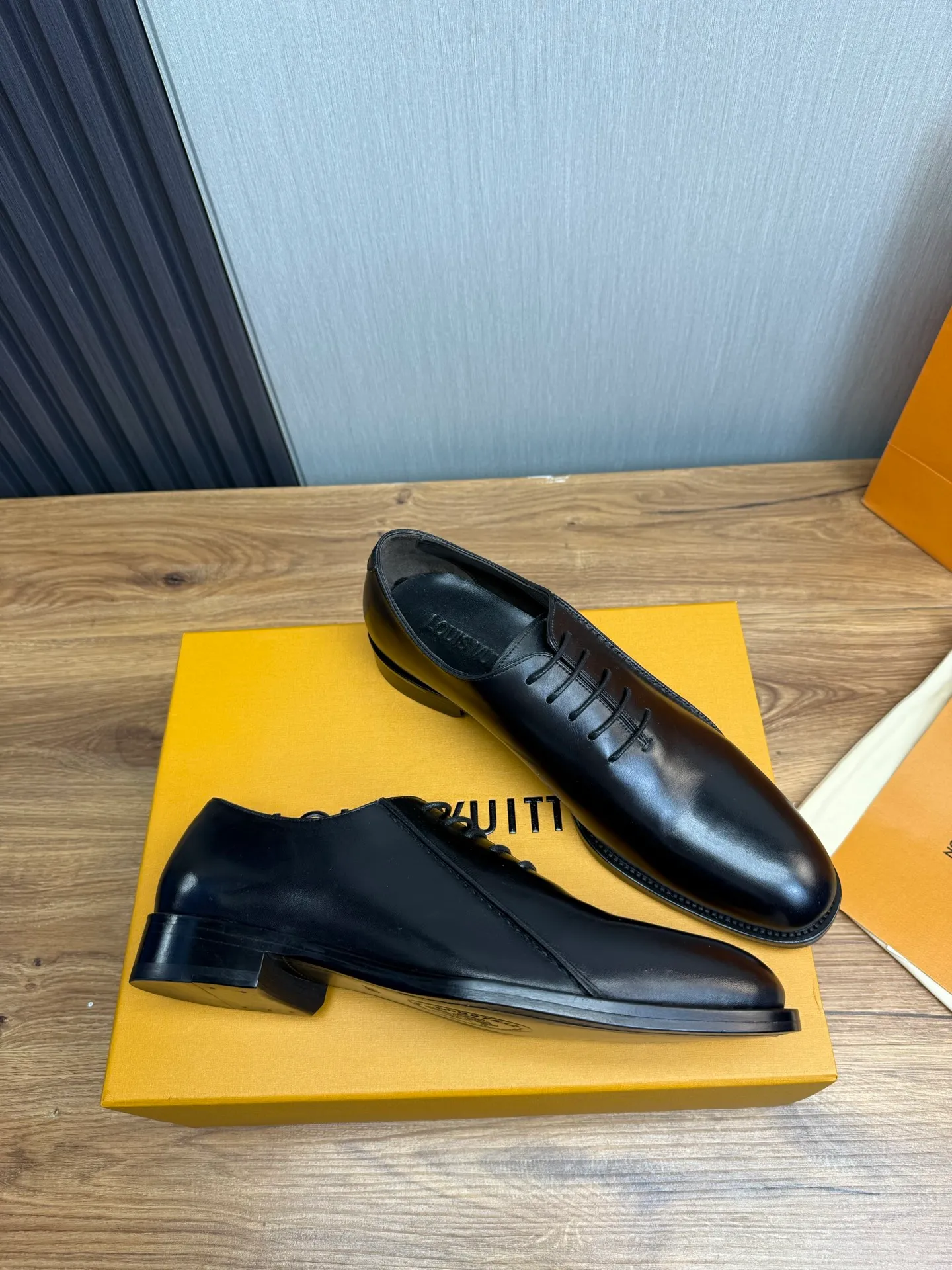 Men's shoes💰760💰 LV. Men's business casual leather shoes, 1:1 shipment ⬆️Luxurious and noble👞All imported original brand leather, just to create a more comfortable wearing experience, upper: original cowhide ➕Imported full cow lining, original leather outsole ✔️36-45 (38.45 non-refundable)